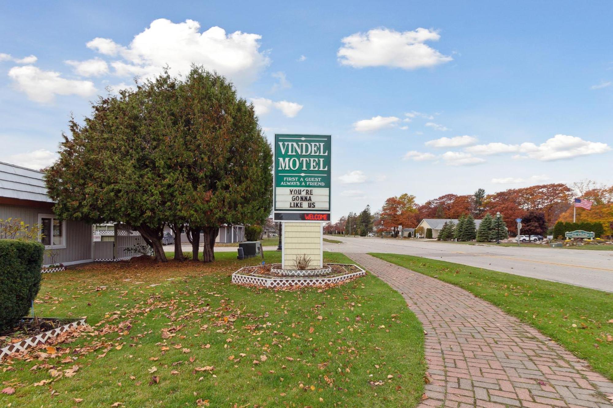 Vindel Motel Mackinaw City Exterior foto