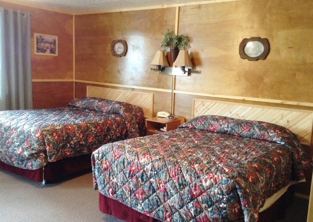 Vindel Motel Mackinaw City Habitación foto