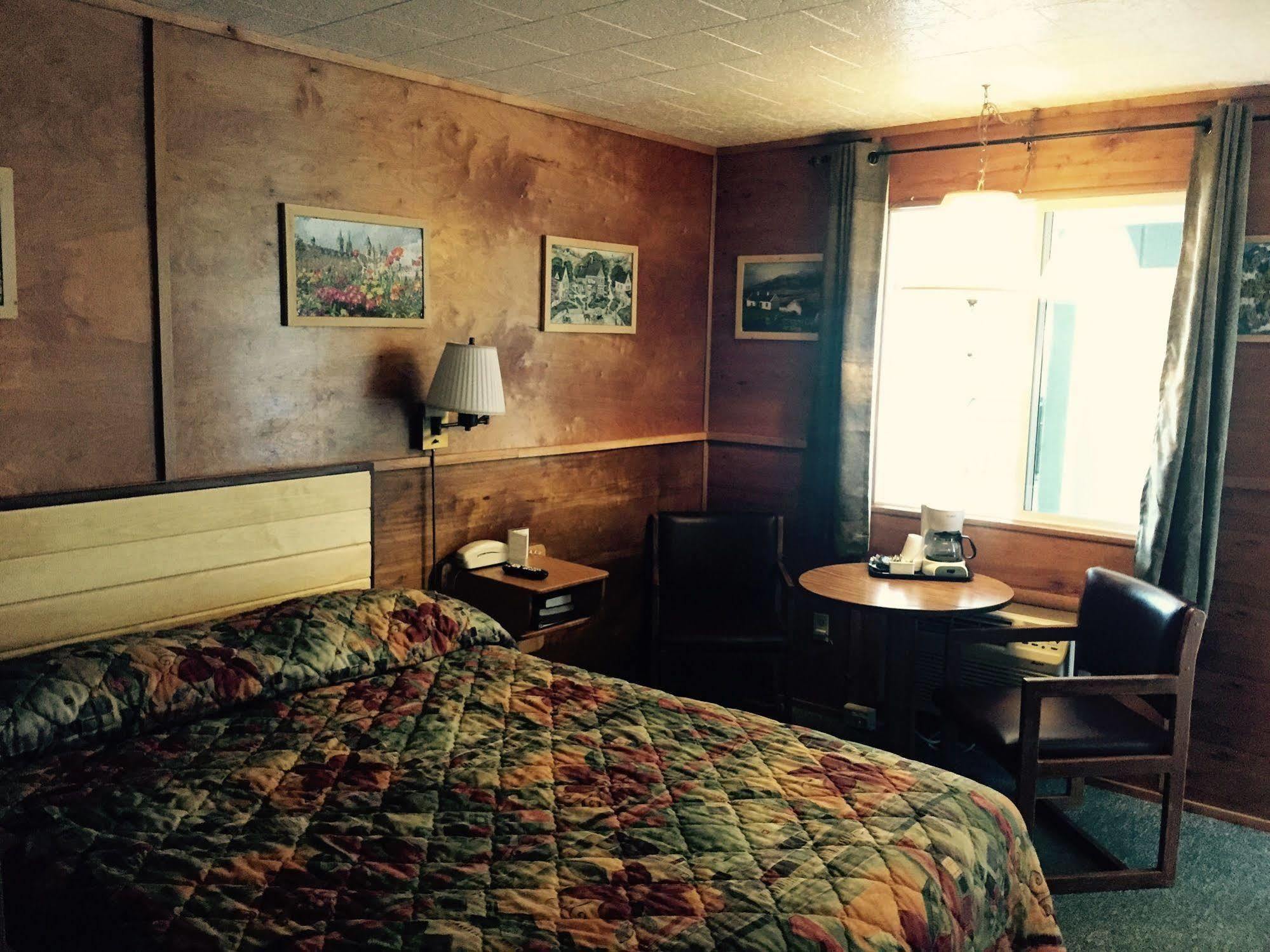 Vindel Motel Mackinaw City Exterior foto