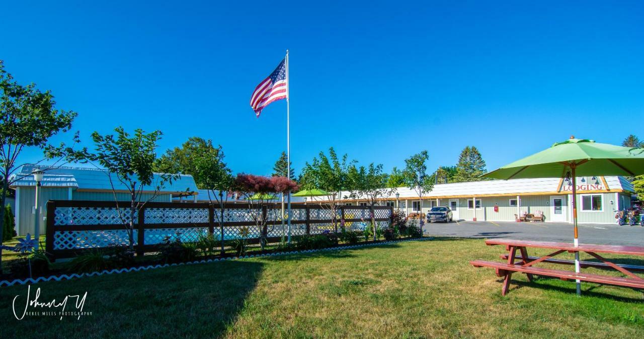 Vindel Motel Mackinaw City Exterior foto
