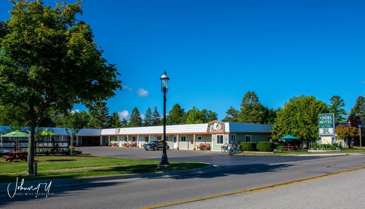 Vindel Motel Mackinaw City Exterior foto